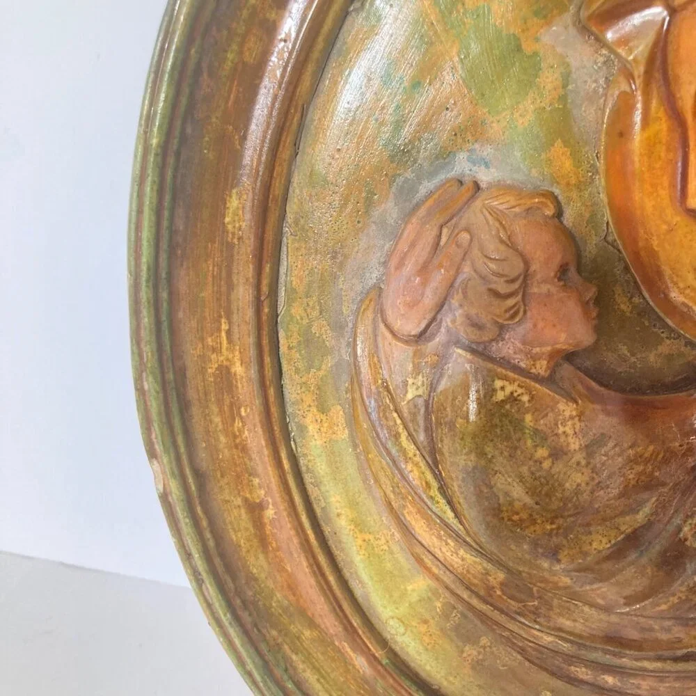 Vintage Madonna & Child Chalkware Oval Wall Picture Sculpture Gold 1981‎ 11 x 9